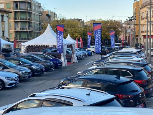 Calasparra celebra su primera Feria del Automóvil con buena gastronomía y charlas de educación vial