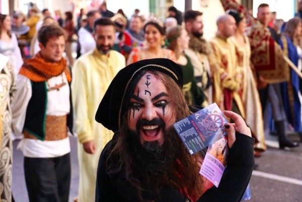 Viaje en el tiempo en Caravaca: arranca el Mercado Medieval con más de 200 puestos de artesanía y gastronomía