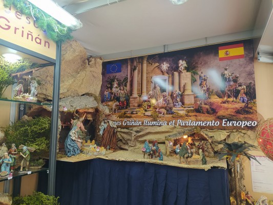 La Navidad llega a Murcia de mano de los artesanos, que abren 84 casetas en Alfonso X