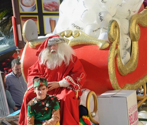 Las cabalgatas de Navidad de Murcia se van al extrarradio: Reyes, a Juan de Borbón, y Papá Noel, al Infante
