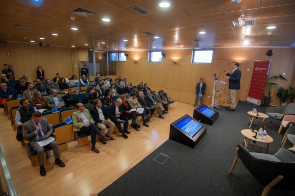 Expertos apuestan por adaptar la normativa de edificación a la particularidad de la provincia de Alicante