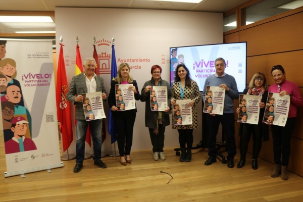 Murcia celebra el Día del Voluntariado animando a los vecinos a unirse a la red social de voluntarios