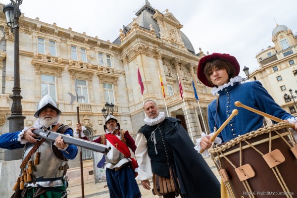El Tercio Viejo de Cartagena conmemora la llegada de Juan de Austria a la ciudad con cien 'recreadores' de toda España