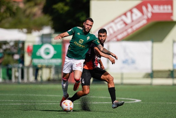 Un Murcia incapaz cae en La Palma pese a los tres penaltis parados por Antonio Gallego