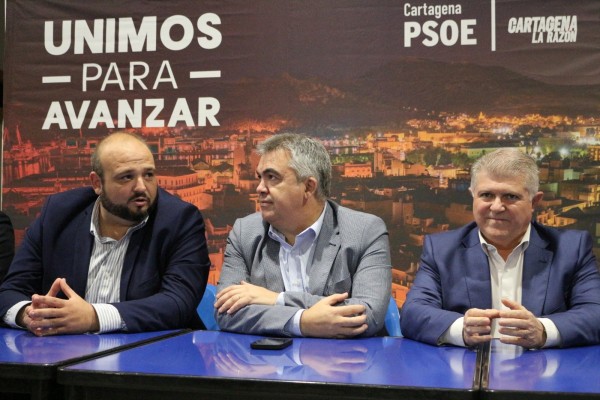 Espaldarazo de Santos Cerdán a Manolo Torres: 