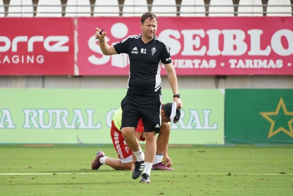 El Real Murcia visita La Nucía sin Javi Rueda y tras el severo 1-4 ante el Osasuna Promesas