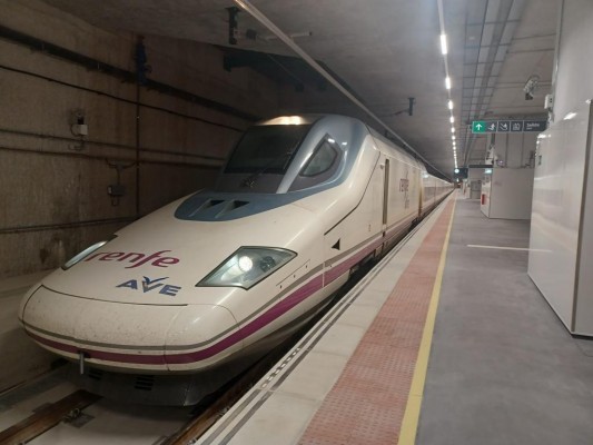 El AVE a Murcia ya enfila su llegada tras superar con éxito 120 recorridos en las pruebas de fiabilidad