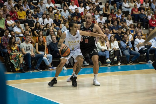 El UCAM CB regala la primera parte y cae con claridad ante el Girona de Aíto y Marc Gasol 