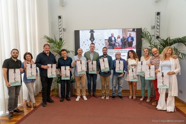 Deslinde rinde homenaje al poeta cartagenero José María Álvarez y recibe a Piedad Bonnett y Ana Rossetti