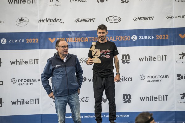‘Chiki’ Pérez y Ouhaddou, primeros
españoles en el Medio Maratón Valencia