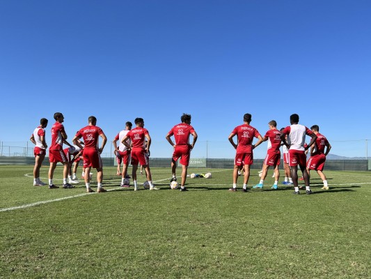 El Real Murcia, tras el revés del Johan Cruyff, busca su primera victoria en casa 