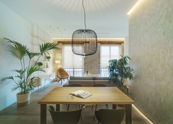 Una reforma en la 'Casa de los 9 Pisos' de Murcia para vivir en los intramuros de la historia con un diseño actual