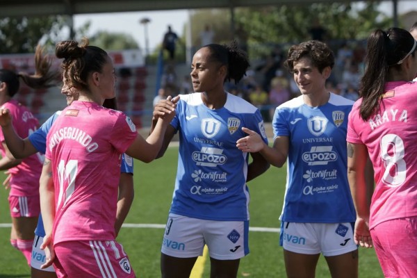El histórico debut del Alhama CF se aplaza por la repentina huelga de las árbitras
