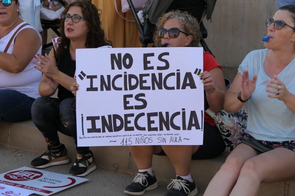 La indignación crece en los padres de 115 niños sin aula en La Unión: 