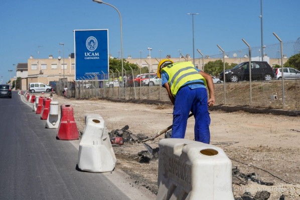 Arrancan las obras del nuevo carril bici que unirá el campus de la UCAM con la avenida Nueva Cartago con una vía de 1.660 metros