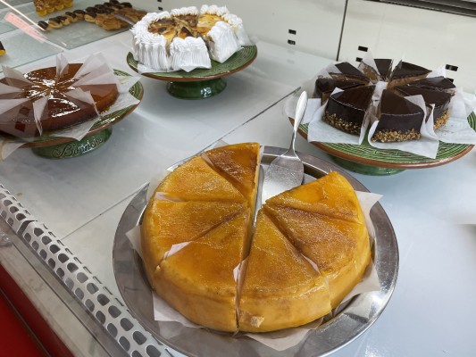 Chocolates y haba tonka: las pastelerías de Murcia conviven entre la tradición y la vanguardia