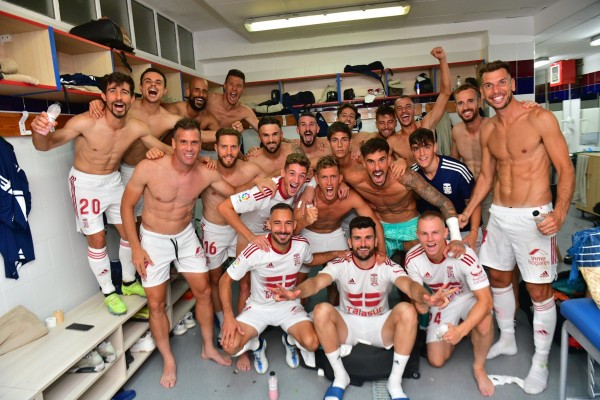 El Efesé arranca como el equipo más goleador y también el más goleado de LaLiga SmartBank 