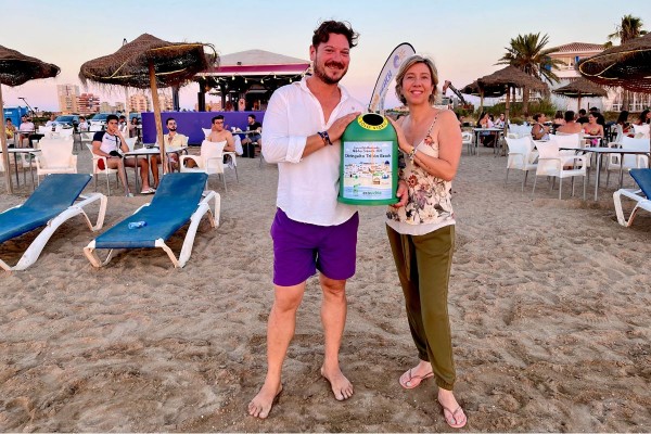 El chiringuito Tritón Beach de La Manga se corona como uno de los más sostenibles de España