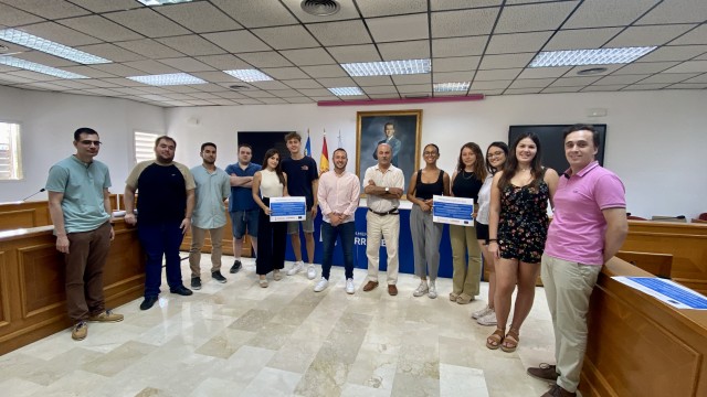 Torrevieja contrata a 11 jóvenes menores de 30 años para trabajar un año en el Ayuntamiento
