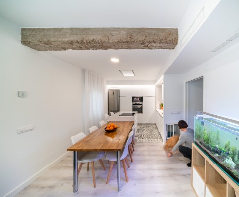 La radical reforma de una casa en Vistabella: de suspender en el confinamiento a sacar nota en diseño