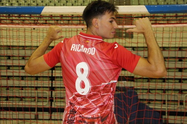 Ricardo Mayor vuelve a ElPozo 