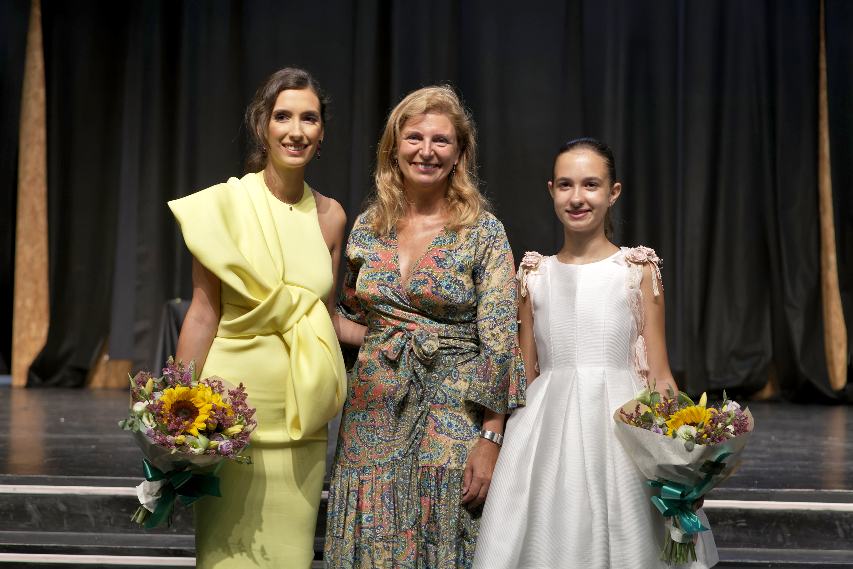 Selene Tarín Alegre i Alejandra Sáez Sisamón ja regnen i enceten el camí cap a la Magdalena 2023