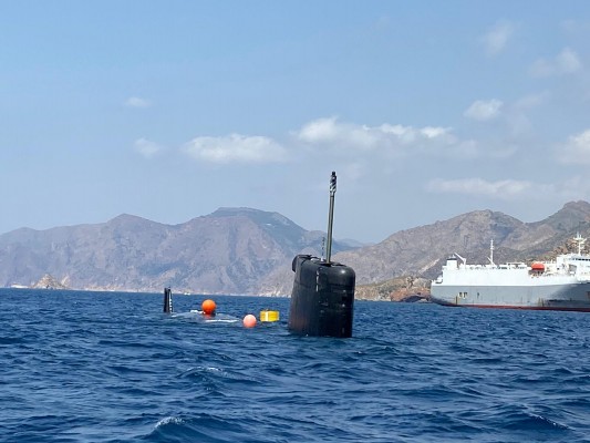 El submarino Galerna (S-71) realiza su primera inmersión tras la inmovilización de su quinta gran carena