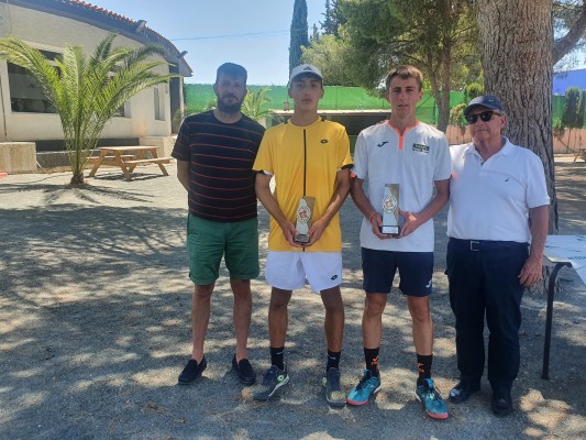 Eneko Ríos y Macarena Cánovas, a los Nacionales júniors como campeones de Murcia