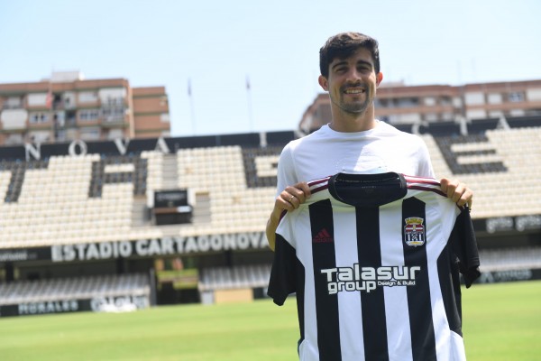 Jairo Izquierdo llega a un Cartagena que viene de jugar 