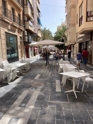 Alicante acelera la reforma de Plaza Nueva para finalizar las obras durante el verano