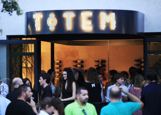 Totem inaugura en Alicante su nuevo concepto de fusión en una noche inolvidable