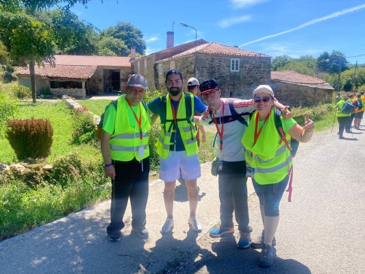 Medio centenar de murcianos con discapacidad intelectual recorren el Camino de Santiago