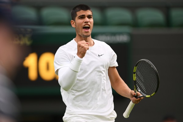 Alcaraz ya está en tercera ronda de Wimbledon tras vencer a Griekspoor por la vía rápida
