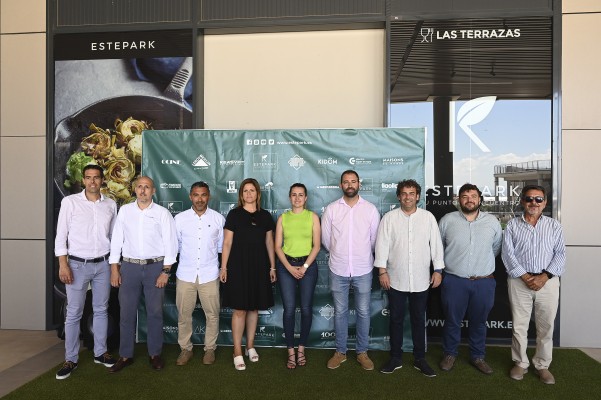 Estepark acoge la presentación del Mediterranea Triatlón Castellón y del circuito provincial Beach Padel