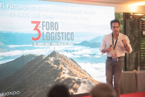 Riba-roja acoge su tercer foro logístico con los retos del sector industrial como piedra angular