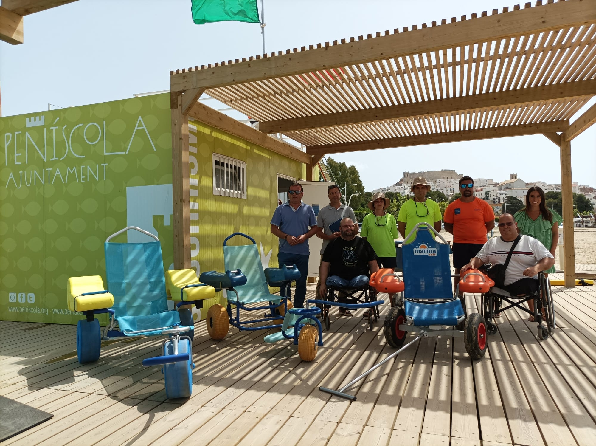 Peñíscola amplía el baño adaptado para personas con movilidad reducida a las dos playas urbanas