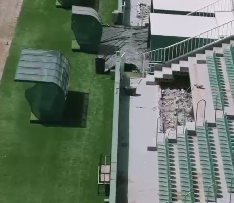 El Elche inicia la construcción de sus banquillos 'Premier League'
