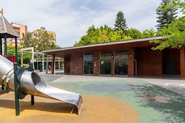 La empresa Mutema gestionará el quiosco rectangular de Los Juncos e invertirá 62.000 euros en acondicionarlo