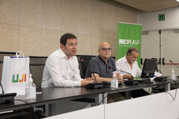 La Cátedra Reciplasa de la UJI entrega los premios 'Què fem amb el fem?' 2022