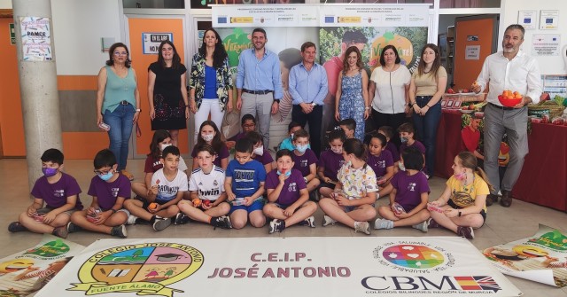 Proexport reparte 500.000 raciones de frutas y hortalizas en sólo 8 días a 90.000 escolares murcianos