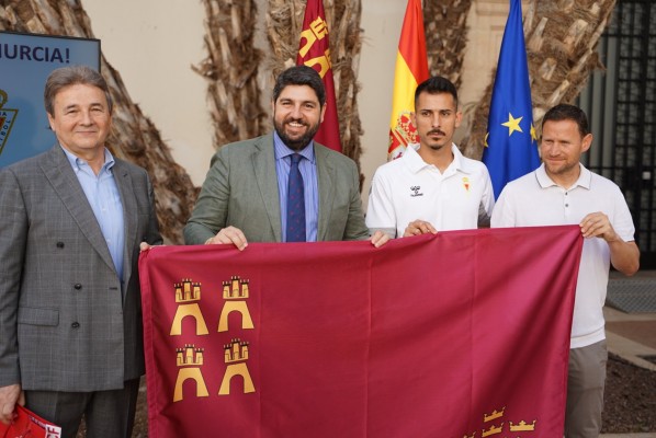 López Miras se acuerda de 