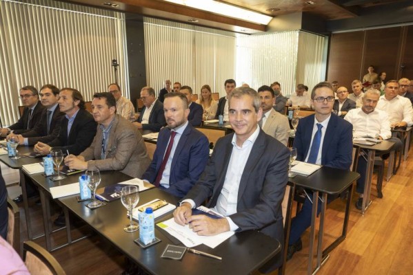 Los empresarios de la construcción se desesperan ante la no llegada de los fondos europeos