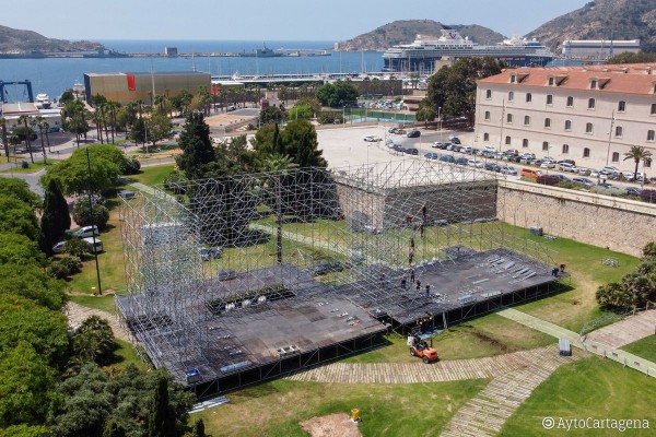 El mayor escenario montado en Cartagena para el festival más grande de la Región: Rock Imperium toma forma