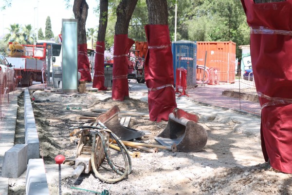La Avenida de Los Pinos de Murcia se ensancha para hacerse más accesible