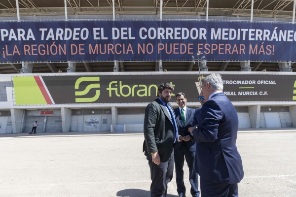 La Región se suma al clamor por el retraso del Corredor Mediterráneo: 