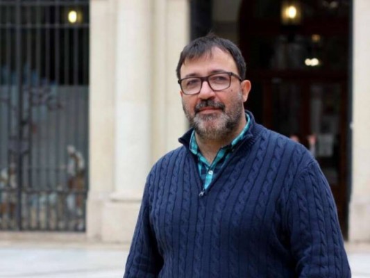 Compromís sol·licita la creació de places per a pacients i acompanyants en el Hospital Provincial 

