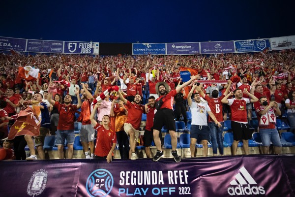 La Fepemur prepara otro viaje en autobuses para la final por el ascenso a Primera RFEF