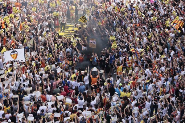 El valencianismo estalla: 
