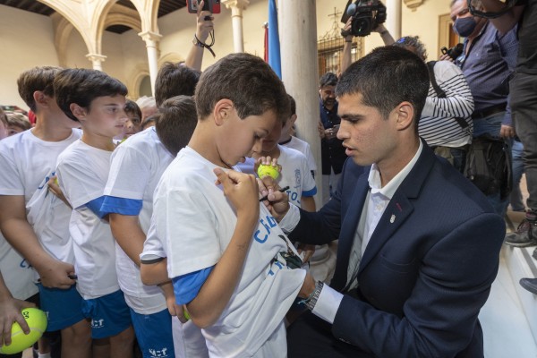 Alcaraz se gana 