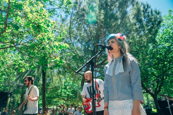 El pop lúcido de Los Punsetes y Aurora Roja pone música a La Pèrgola de La Marina